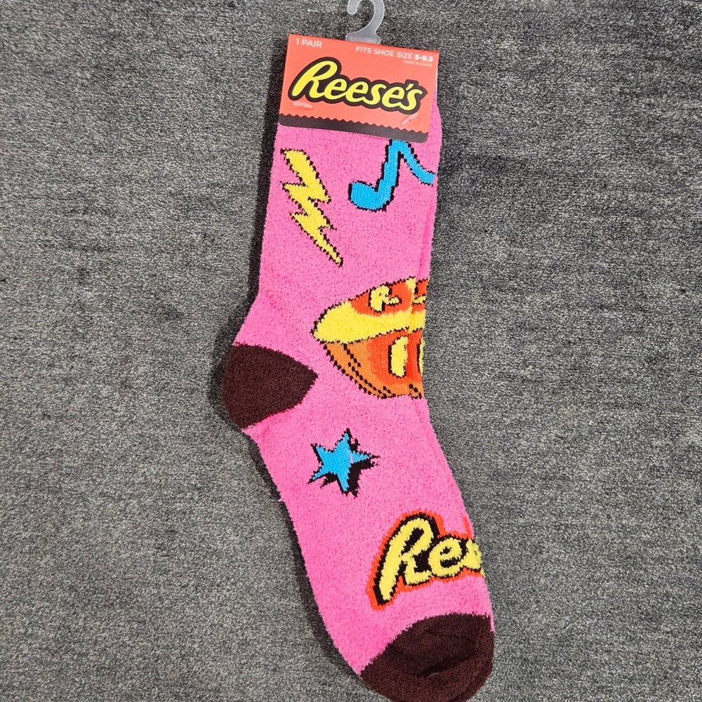 Reeses‎ Pink Fuzzy Socks Womens 5-9.5 Hershey Candy Novelty Crew